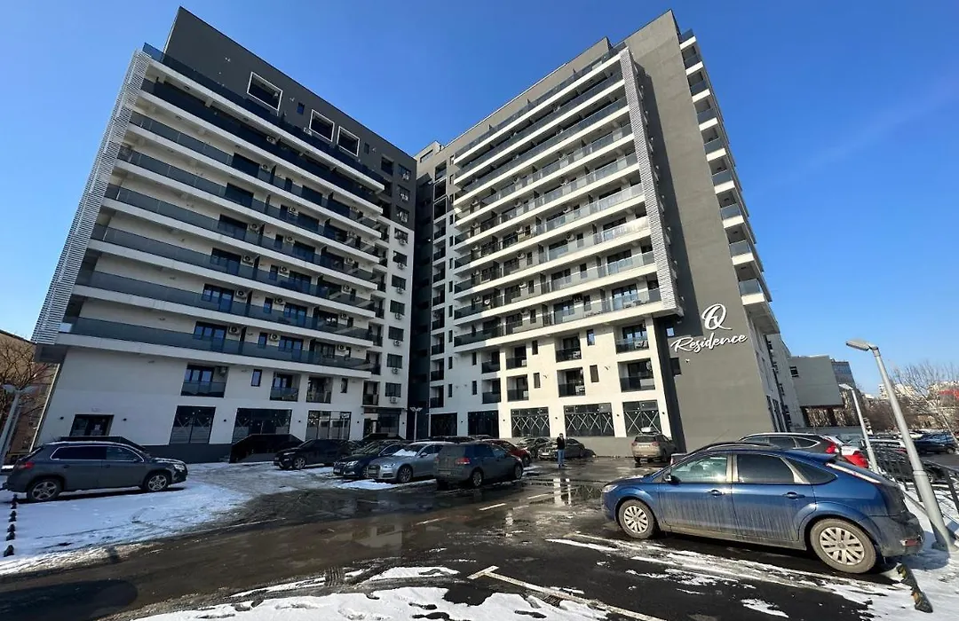 Renting Solutions Q-1