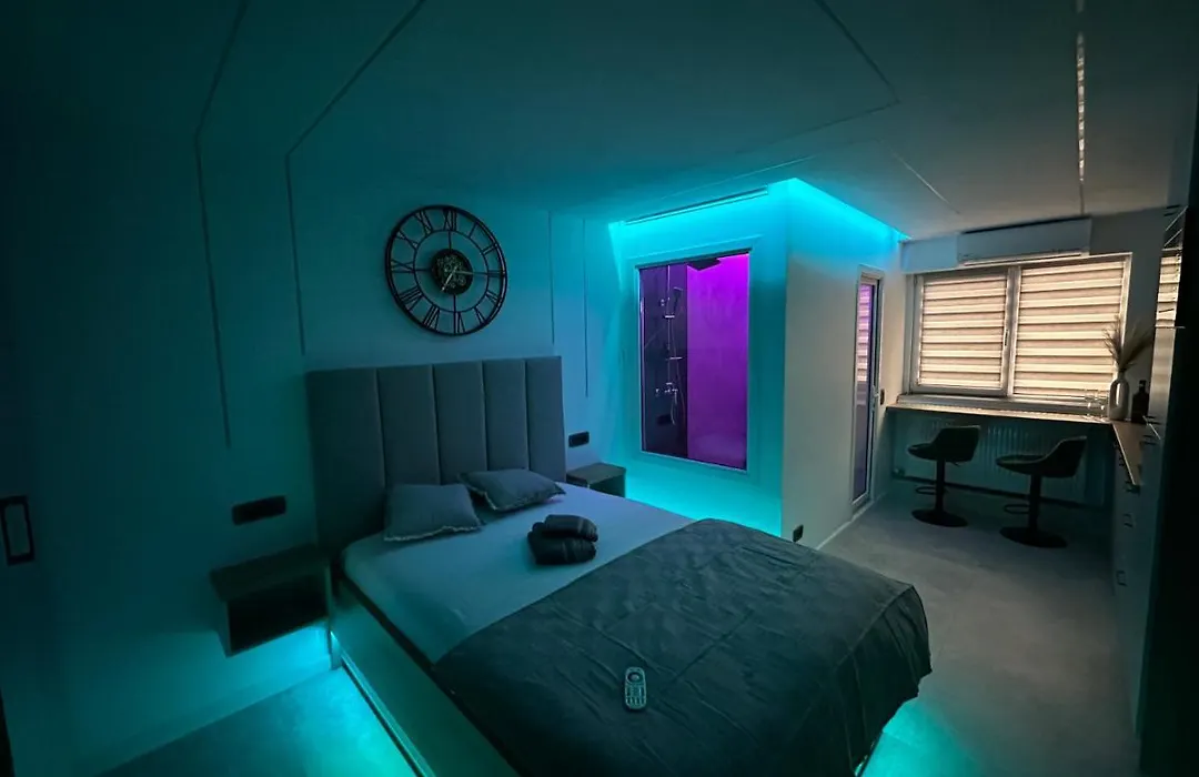 Fantasy Room-1
