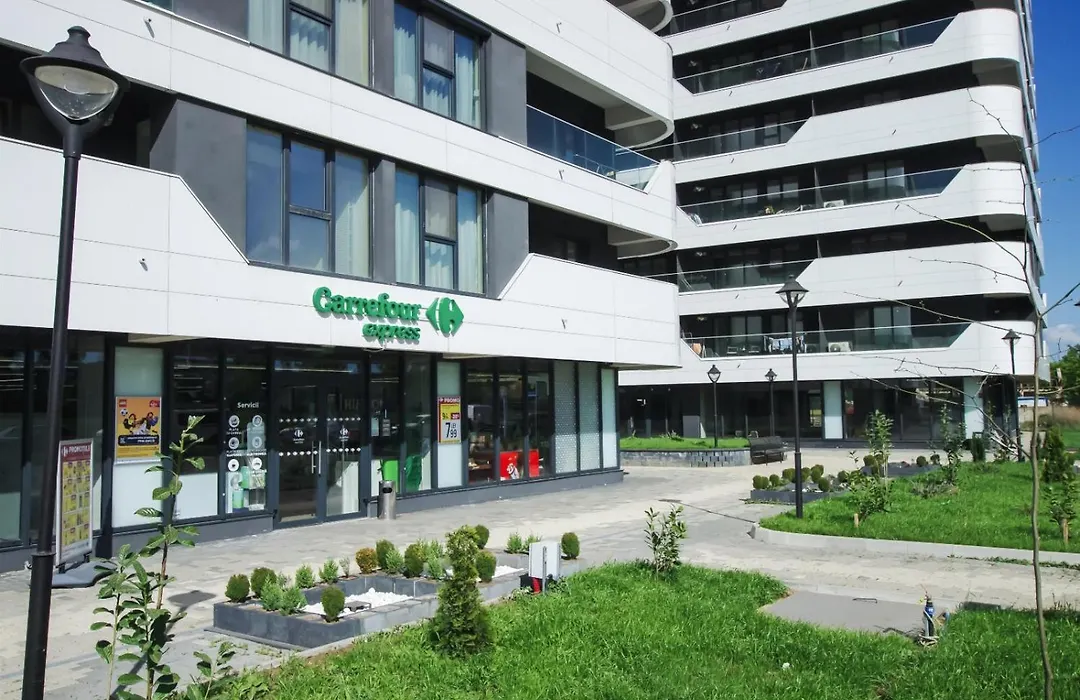 Himson Designer Studio-Self Check-In Near Airport & Mall-1
