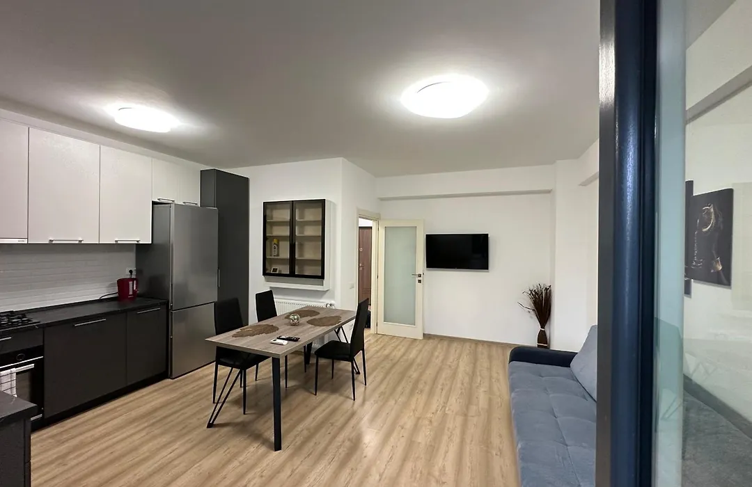 Renting Solutions Palas Mall-1