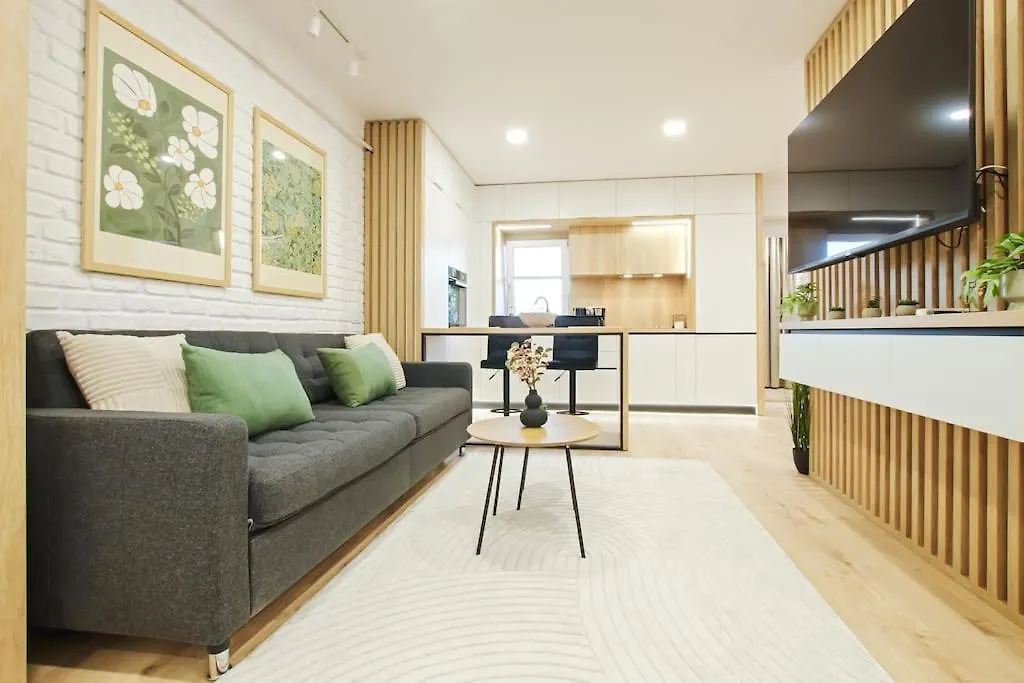 Designers Apartment - Chic Choice For The Stay-1