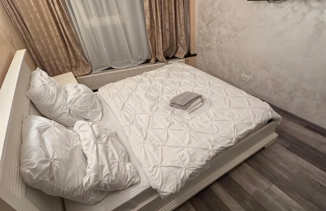 Lc Apartments Elena Doamna F-1