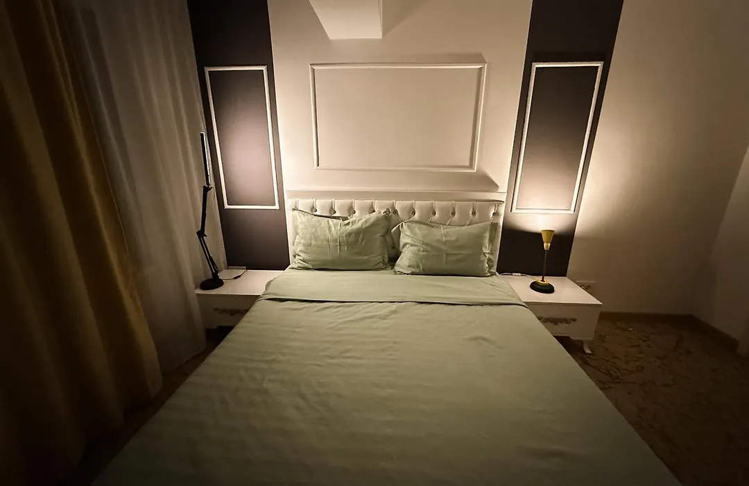 Newton 2 rooms aproape de Iulius&Palas, langa Spital SF Marie si N Oblu by AB Homes - parcare-1