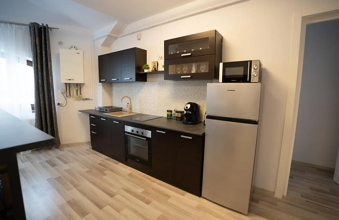 Alex 4 Apartment-1