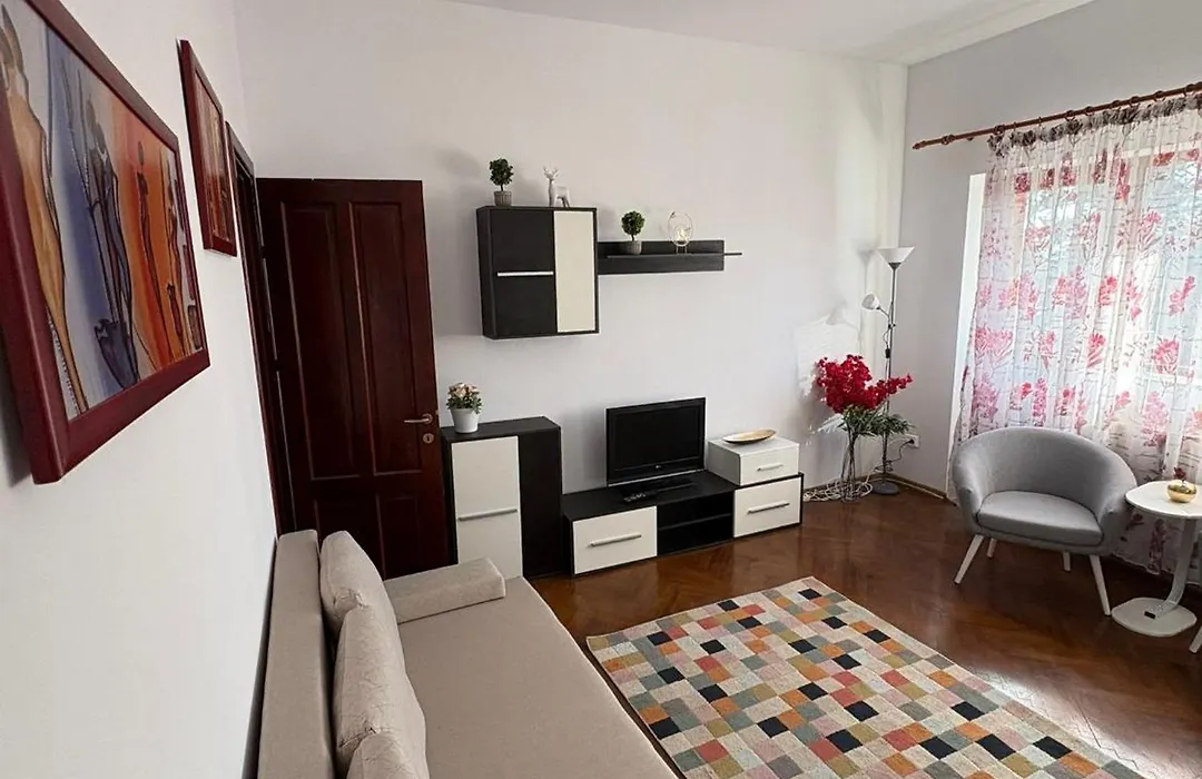 Propriete Eleven - Close To Downtown, Spiridon Hospital, Iro Hospital-1