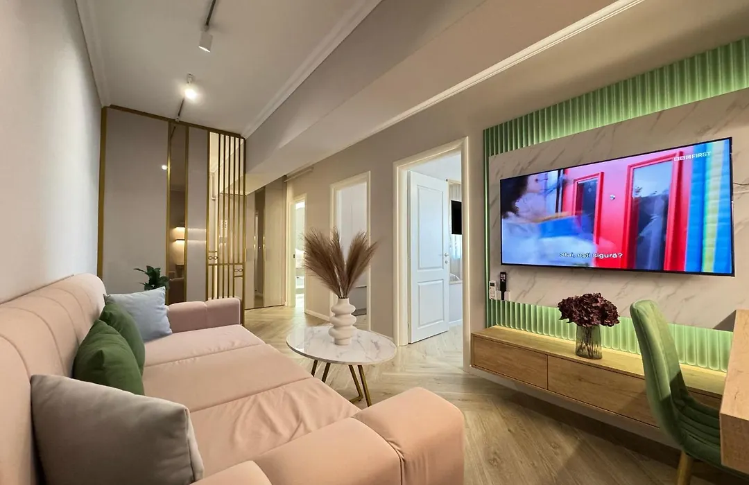 Love My Apartments Near Airport - Underground Parking Option-1