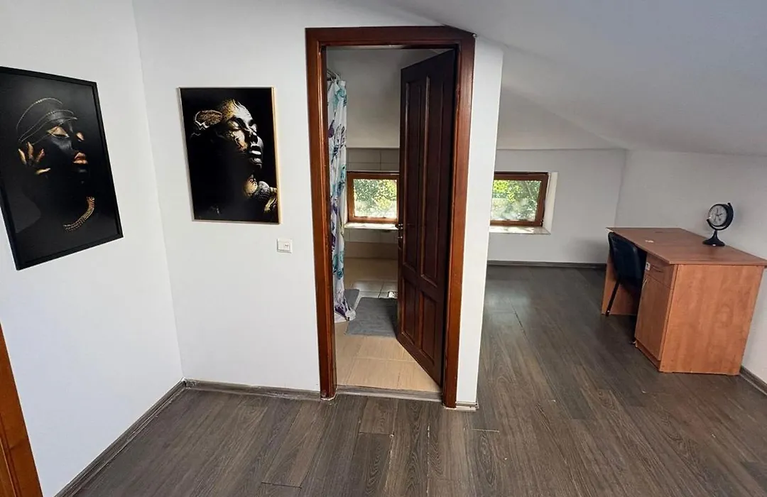 Propriete 13 - Close To Downtown, Spiridon Hospital, Iro Hospital-1