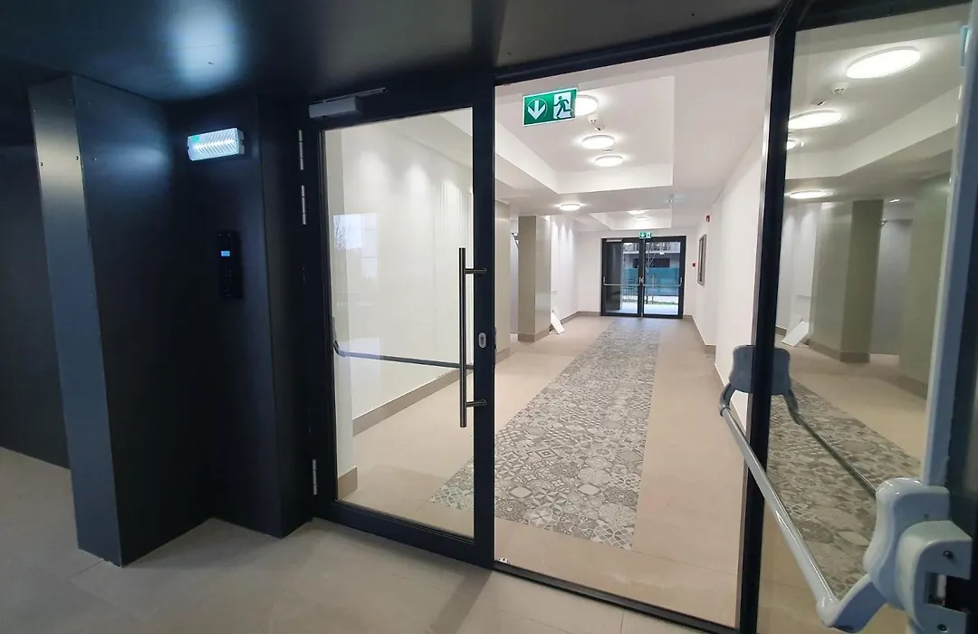White Silk - Premium Apartment With Free Underground Parking-1