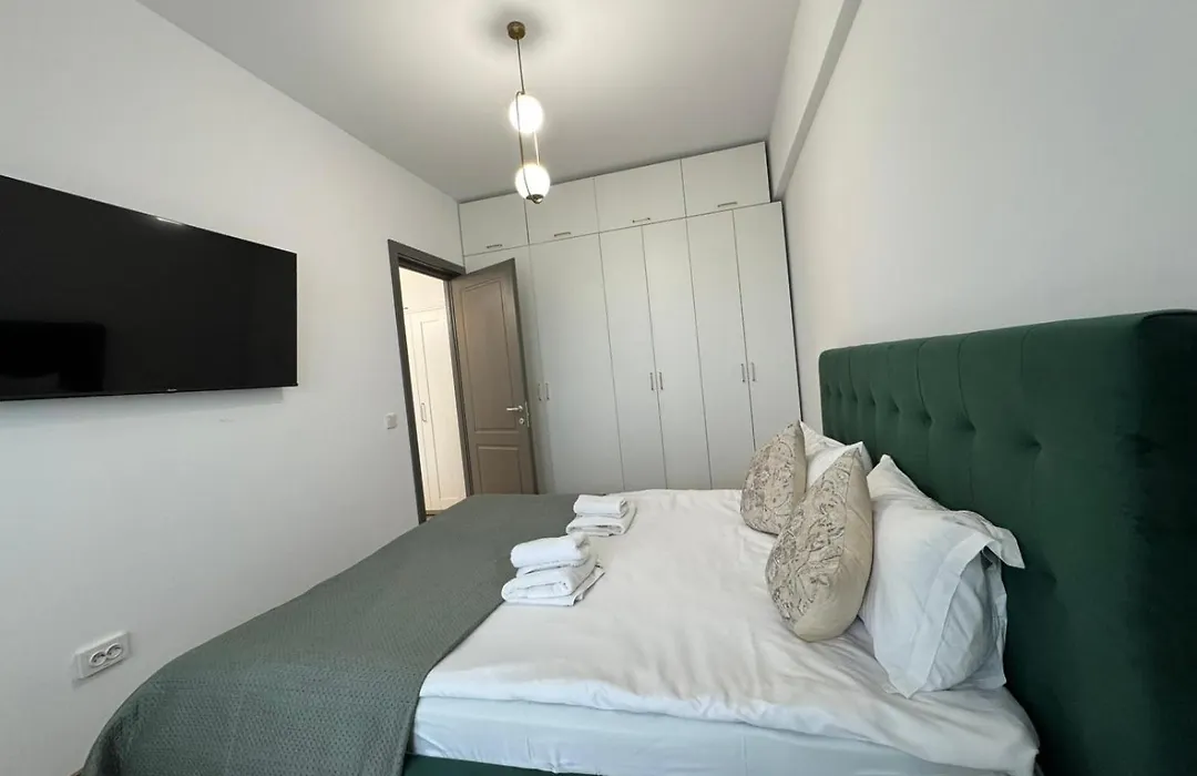 Exclusive Living Apartment-1