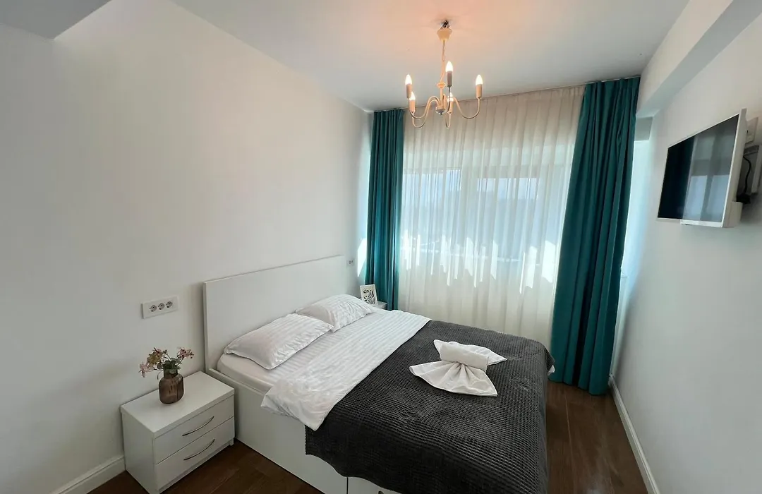 Central Bright Apartments -2 Rooms-Self Checkin-1