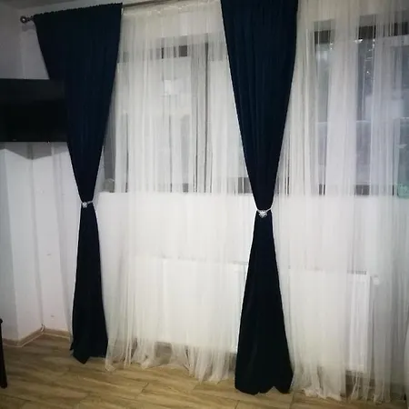 Iasi Jacuzzi Apartment F-2