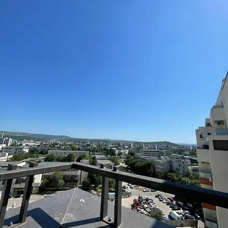 Charming Apartment Near Palass Mall-3