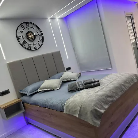 Fantasy Room-2