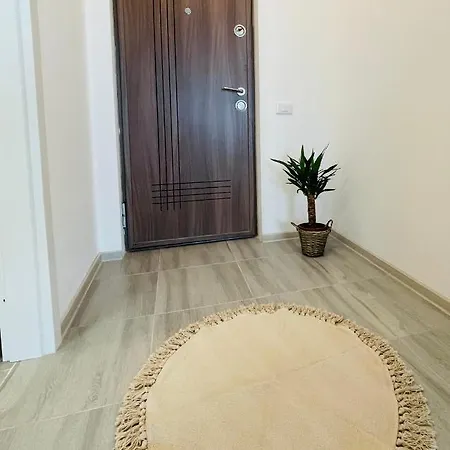 Room Apartment - Palas Center-3