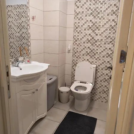 A&A Apartment-3