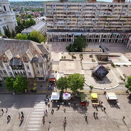Panoramic Penthouse In The Heart Of Iasi-3