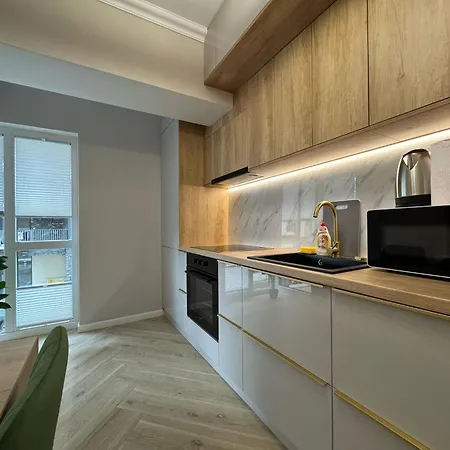83 Vlaicu Luxury Aparthotel With Underground Parking Option-2