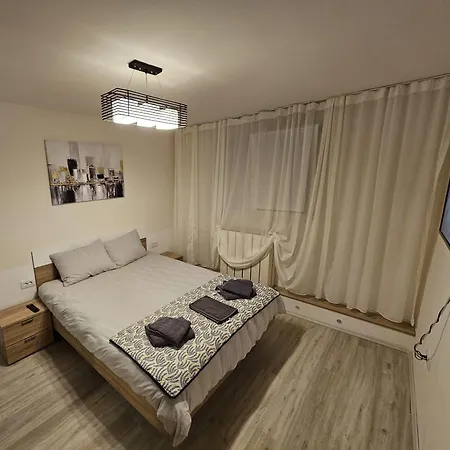 Central Crib-2