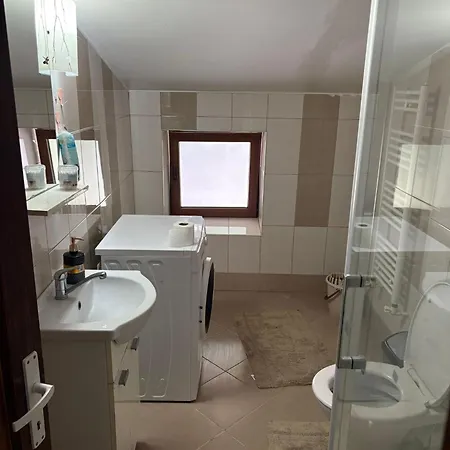 Propriete 12 - Close To Downtown, Spiridon Hospital, Iro Hospital-2