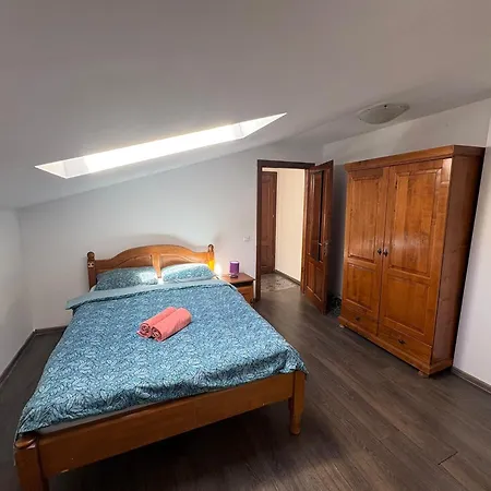 Propriete 13 - Close To Downtown, Spiridon Hospital, Iro Hospital-2