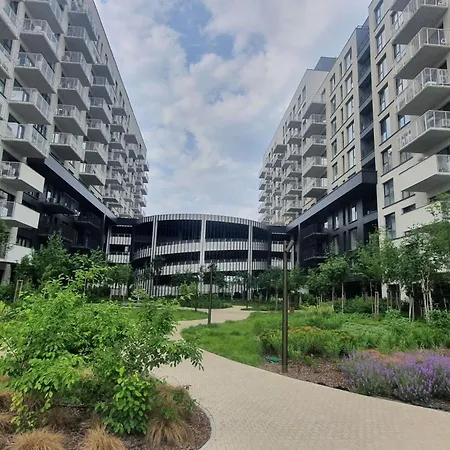 White Silk - Premium Apartment With Free Underground Parking-3