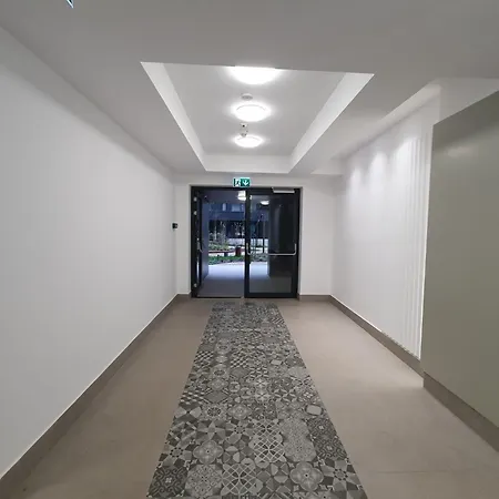 White Silk - Premium Apartment With Free Underground Parking-2