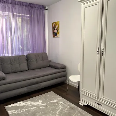 Central Bliss 3 Rooms-3