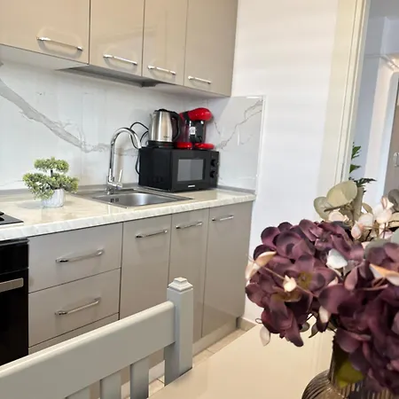 Palace Of Culture & Palas Mall Collection Suites & Studios-3