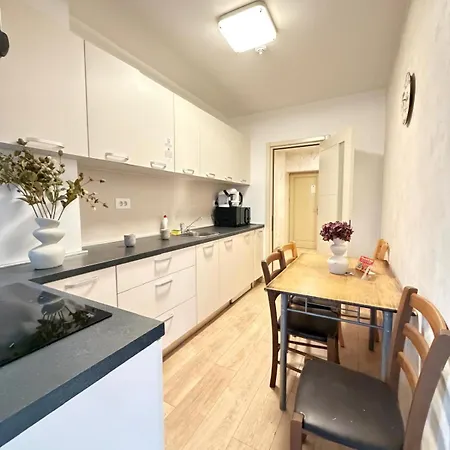 Luxury Apartments Newton By Glam - Parking Option-3