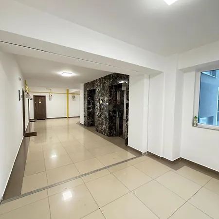 Premier Luxury Lazar Residence By Tod Apartments - Parking Option-3