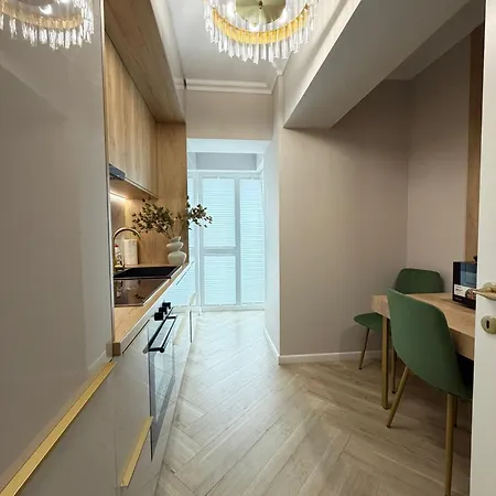 Pink Story By Glam Apartments Airport Area - Parking Option-2