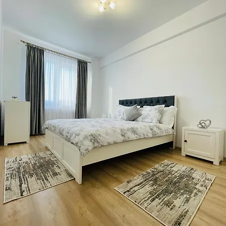 Elegance Apartament For Family-2