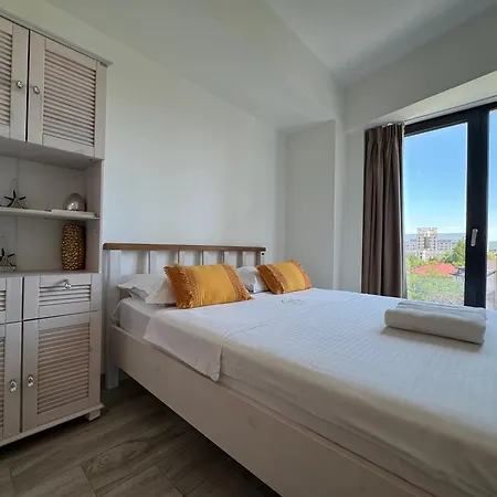Comfy Studio With Perfect Location-2