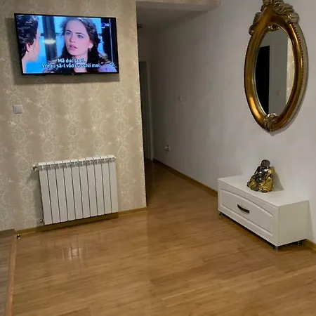 Apartament Micsunelelor cu parcare privată-3
