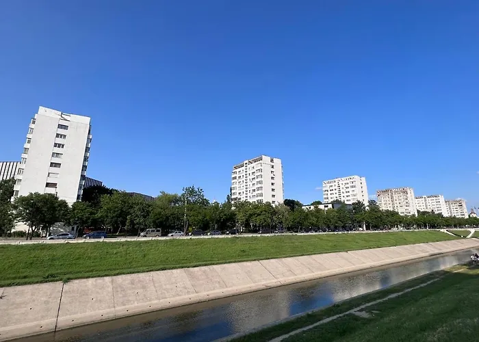 3 Rooms Apartment Palace View Iasi