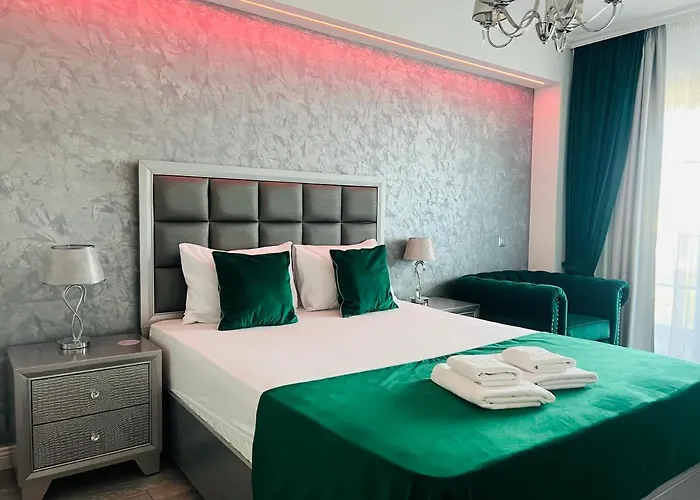 Holiday - Palas Center Iasi