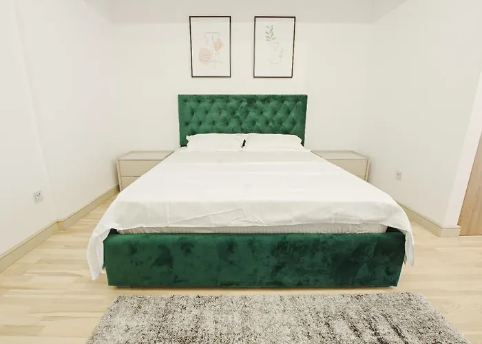 Himson Green Apartment-Self Check -In Near Airport & Mall Iasi