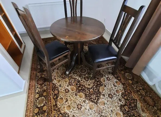 Apartament 2 In Zona Catedralei Mitropolitane Iasi