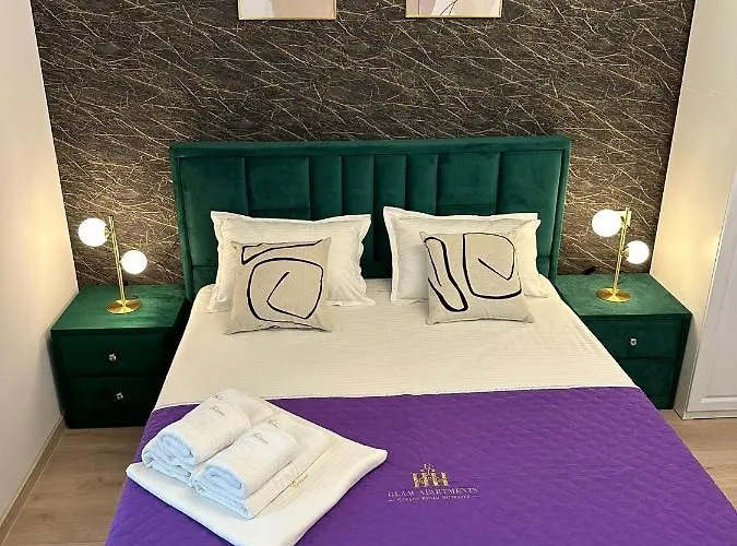 Lazar Towers Studios & Apartments Near Palas Iasi