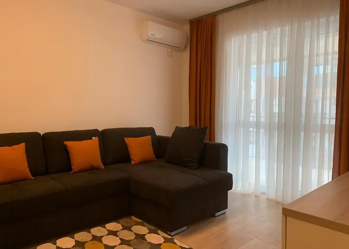 Luxury Apartments Newton By Glam - Parking Option Iasi