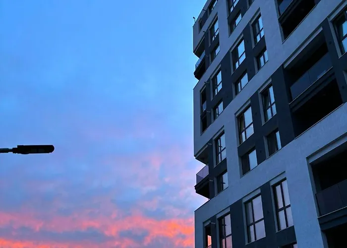 Sky View - Free Parking Apartment Iasi