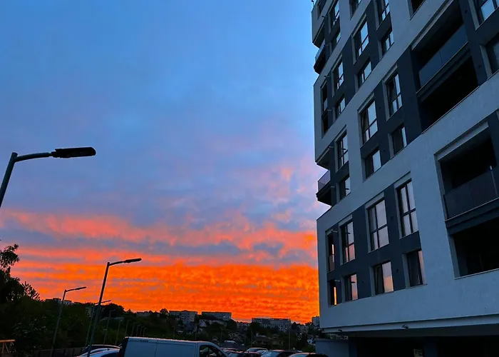 Sky View - Free Parking Apartment Iasi