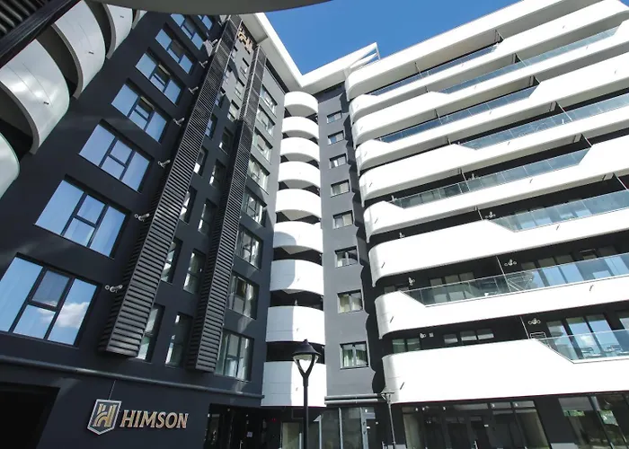 Himson Designer Studio-Self Check-In Near Airport & Mall Iasi