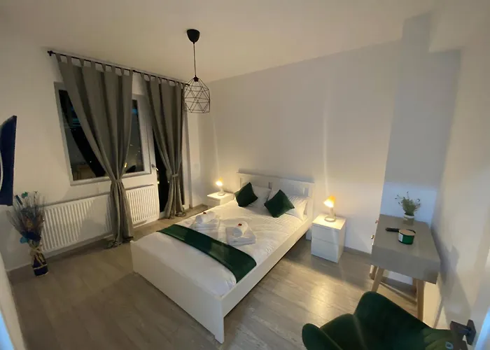 Elite Escape In The Couple Apartment Iasi