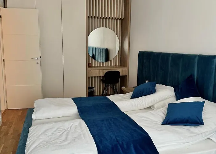 Luxury Blue Apartment Iasi