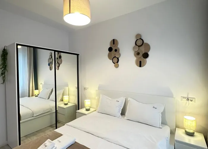 Exclusive Cozy Unirea Towers - Premium Studios Iasi