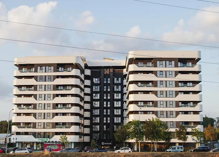 Himson Brown Apartment-Self Check-In Near Airport & Mall Iasi