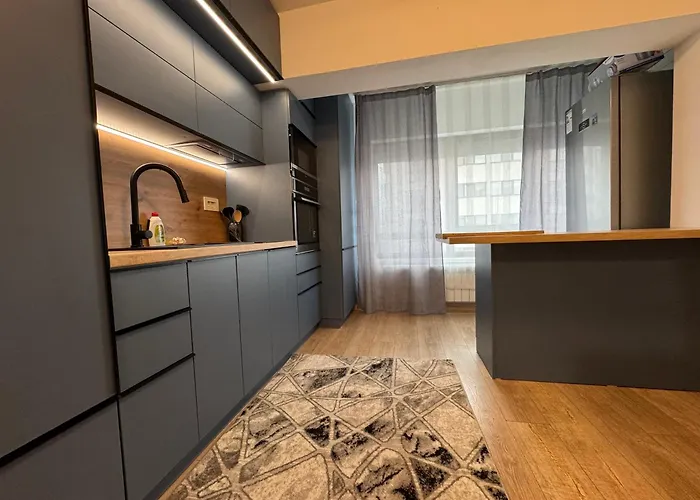 2 Comfy Rooms Apartment Iasi