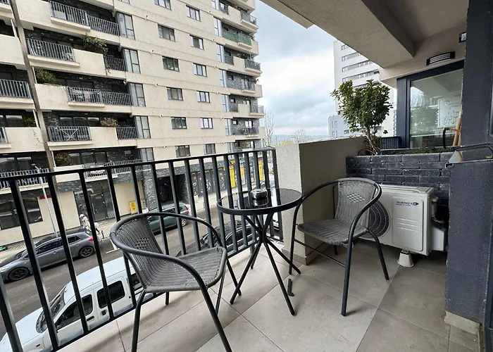83 Vlaicu Luxury Aparthotel With Underground Parking Option Iasi