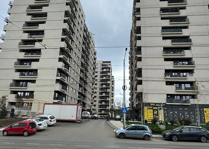 83 Vlaicu Luxury Aparthotel With Underground Parking Option Iasi